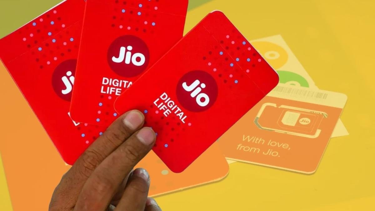 2 रुपये रोज़ाना में Jio का जबरदस्त प्लान लॉन्च, 11 महीने अनलिमिटेड कॉलिंग, 2GB डेटा 2 Jio Best Recharge Plan